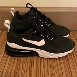 Nike Airmax 270 React